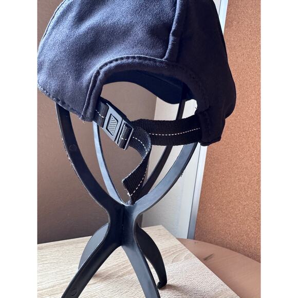 Classic Black Adjustable Baseball Cap - Picture 4 of 9
